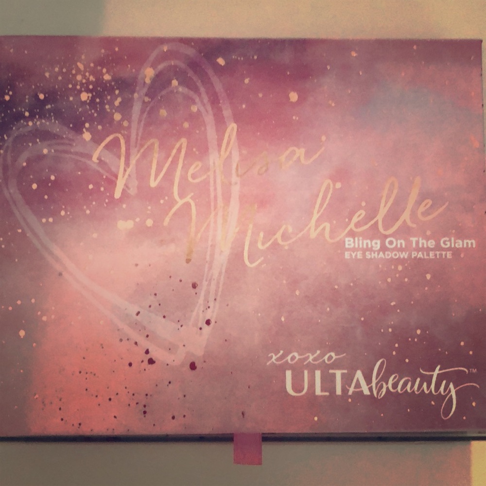 Bling on the Glam Eyeshadow palette